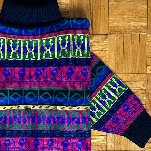 Vintage Colourful XLarge Knitted Turtleneck Sweater - Picture 5 of 5